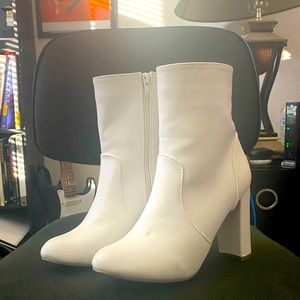 Dolls Kill White Liliana Platform Boots